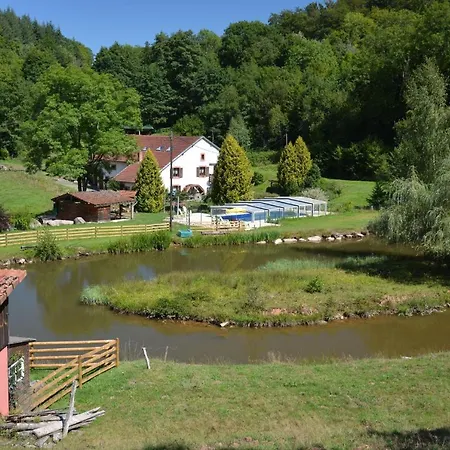 Acconat-gite 4 Pieces 10 Personnes Apartmán
